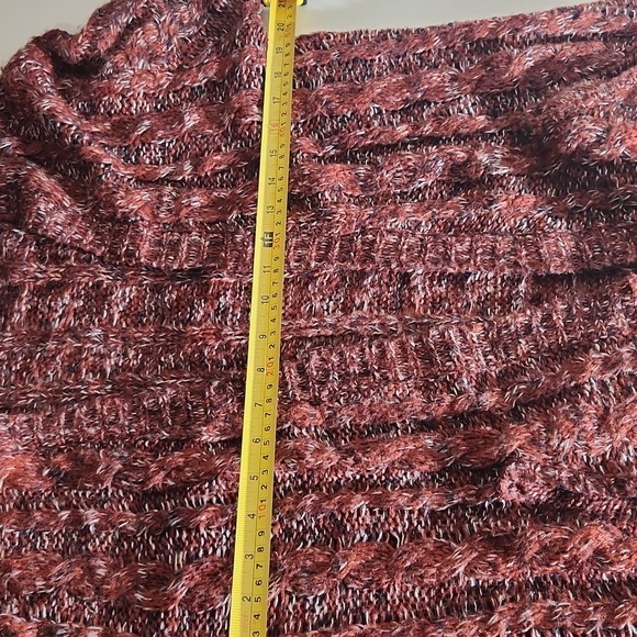 Forever21 Cardigan Sweater Medium Cable Knit Brick Red Black White Y2K - Picture 7 of 8